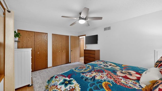 4332 Valley Drive NW, Rochester, MN 55901