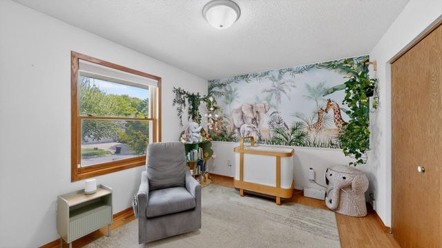 4332 Valley Drive NW, Rochester, MN 55901
