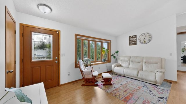 4332 Valley Drive NW, Rochester, MN 55901