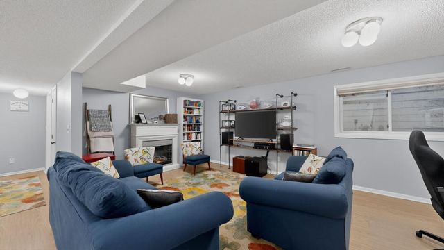 4332 Valley Drive NW, Rochester, MN 55901