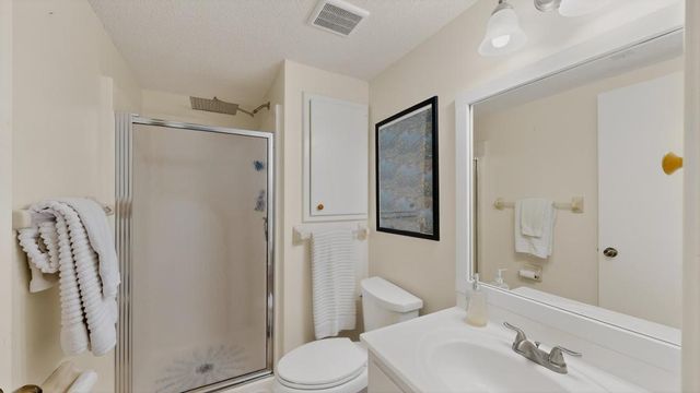 4332 Valley Drive NW, Rochester, MN 55901