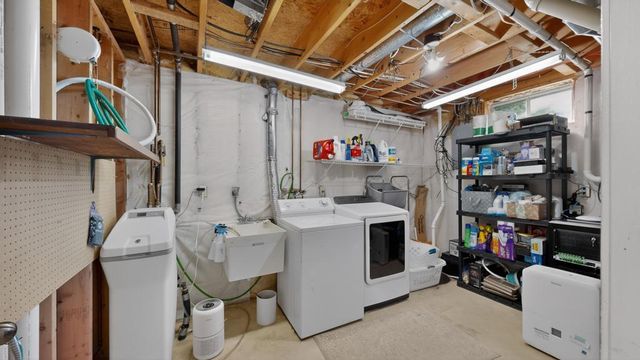 4332 Valley Drive NW, Rochester, MN 55901