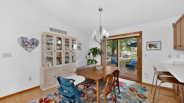 4332 Valley Drive NW, Rochester, MN 55901