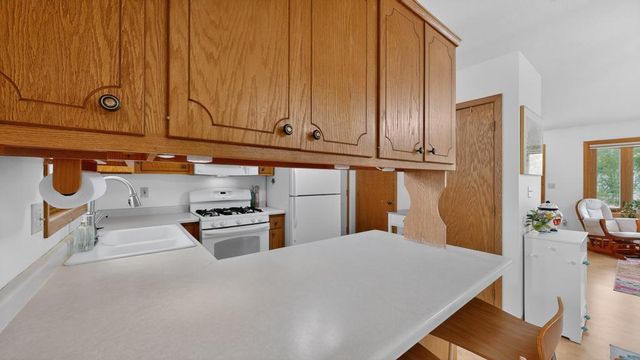 4332 Valley Drive NW, Rochester, MN 55901