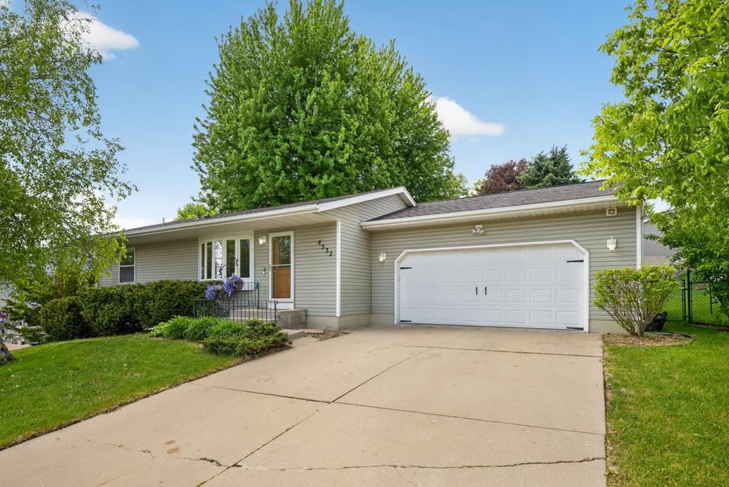 4332 Valley Drive NW, Rochester, MN 55901