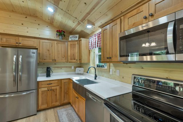 616 Deer Meadow Road, Webster, NH 03303