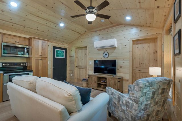 616 Deer Meadow Road, Webster, NH 03303