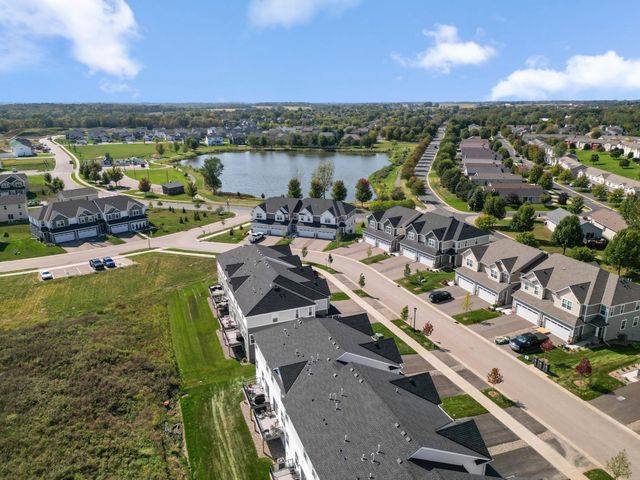 657 Sierra Parkway, Waconia, MN 55387