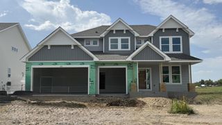 657 Sierra Parkway, Waconia, MN 55387