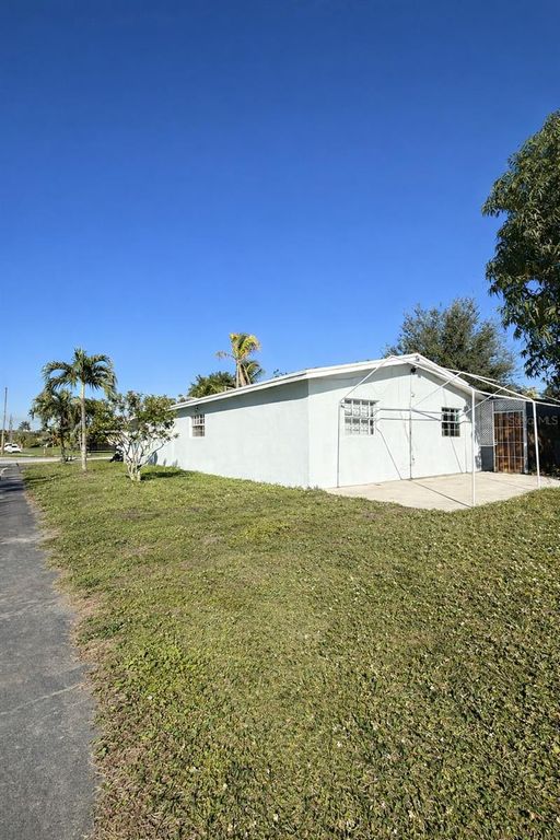 Image 4 of property listing at 8760 NW 21ST STREET, Sunrise, FL 33322