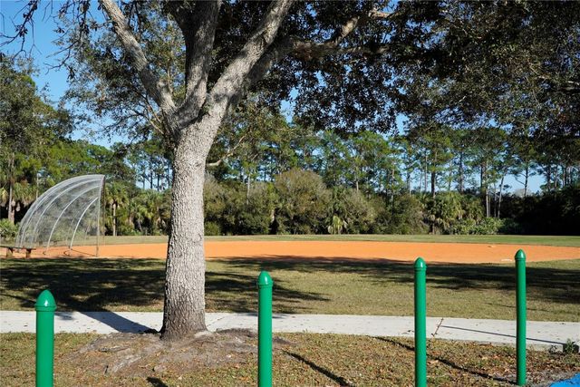 941 NE Trailside Run, Port St. Lucie, Port St Lucie, FL 34983