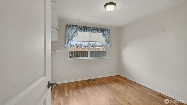 2618 168th Place NE, Bellevue, WA 98008