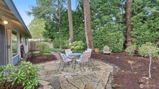 2618 168th Place NE, Bellevue, WA 98008