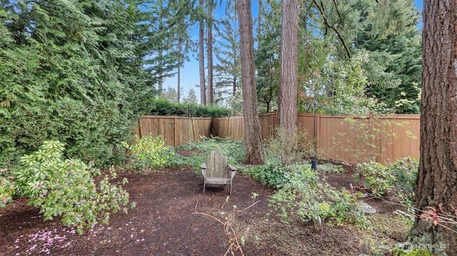 2618 168th Place NE, Bellevue, WA 98008