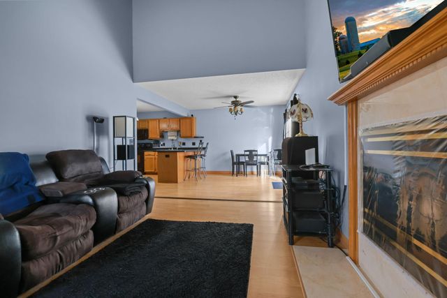 2333 Williams Drive, Burnsville, MN 55337