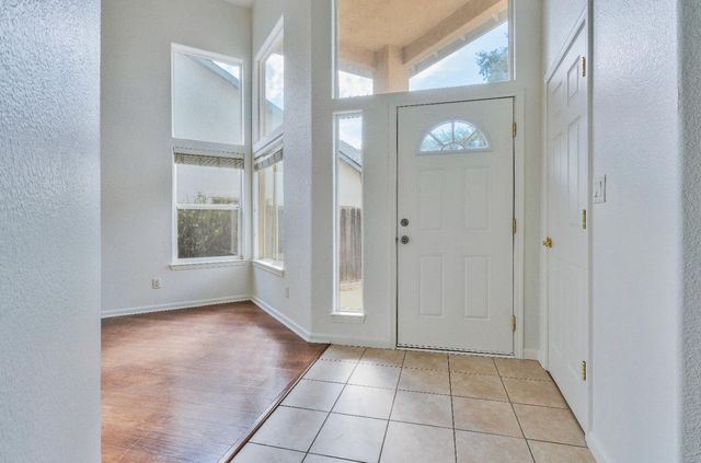 5817 Husker St, Orangevale, CA 95662