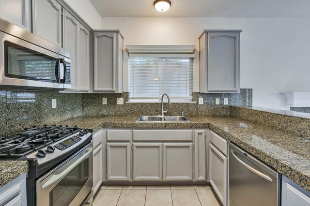 5817 Husker St, Orangevale, CA 95662