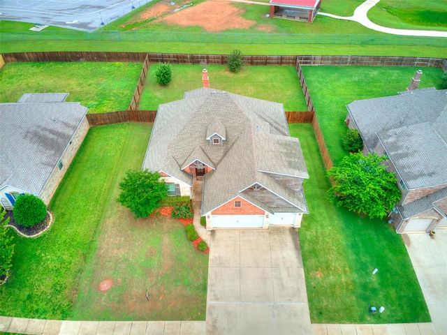 4901 Arbuckle Drive, Edmond, OK 73025
