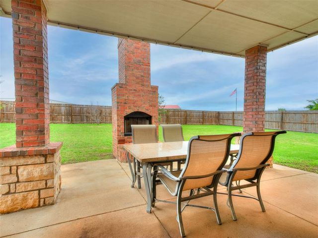 4901 Arbuckle Drive, Edmond, OK 73025