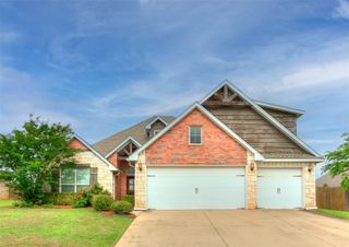 4901 Arbuckle Drive, Edmond, OK 73025