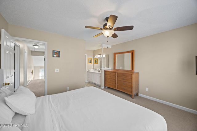 1918 Quail Ridge Road U, Greenville, NC 27858