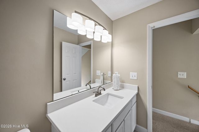 1918 Quail Ridge Road U, Greenville, NC 27858