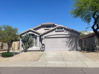 21611 N 48th Place, Phoenix, AZ 85054