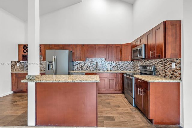 197 NW 45th Ave, Deerfield Beach, FL 33442