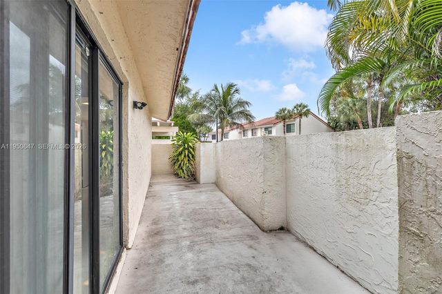 197 NW 45th Ave, Deerfield Beach, FL 33442