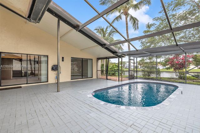 197 NW 45th Ave, Deerfield Beach, FL 33442