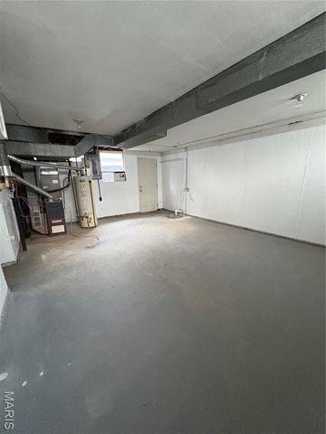 2305 Teakwood Manor Drive, Florissant, MO 63031