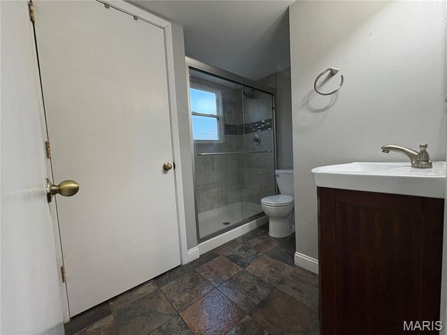 2305 Teakwood Manor Drive, Florissant, MO 63031