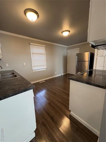 2305 Teakwood Manor Drive, Florissant, MO 63031