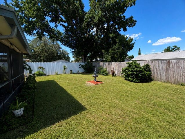1069 BRIDLEWOOD WAY, Brandon, FL 33511