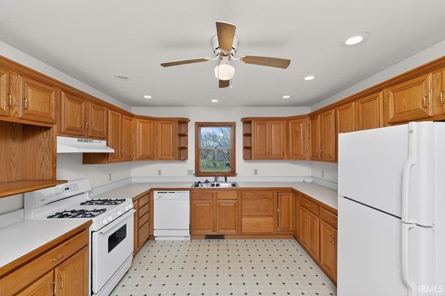 908 Tramore Circle, Goshen, IN 46526