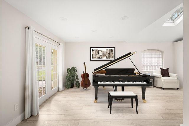 5614 Edith, Houston, TX 77081