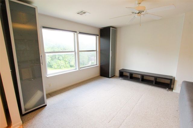 7910 Ceberry DR B, Austin, TX 78759