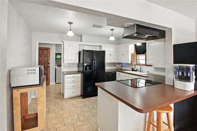 417 N Washington Street, Hobart, OK 73651