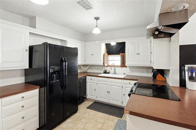 417 N Washington Street, Hobart, OK 73651