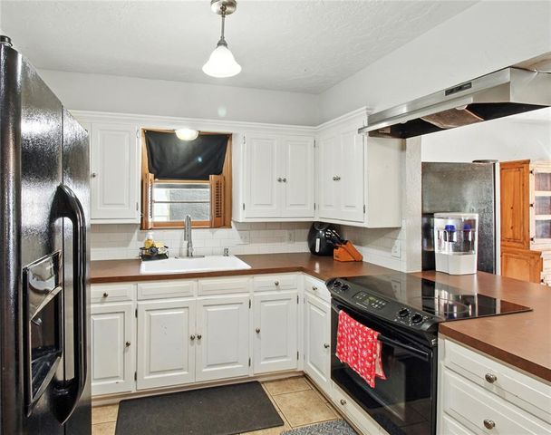 417 N Washington Street, Hobart, OK 73651