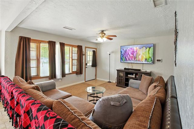 417 N Washington Street, Hobart, OK 73651