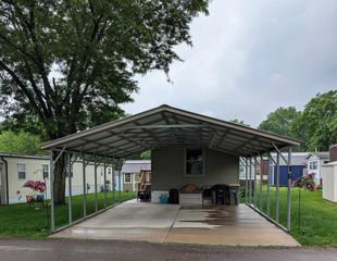 W5655 State Road 33 #16, La Crosse, WI 54601