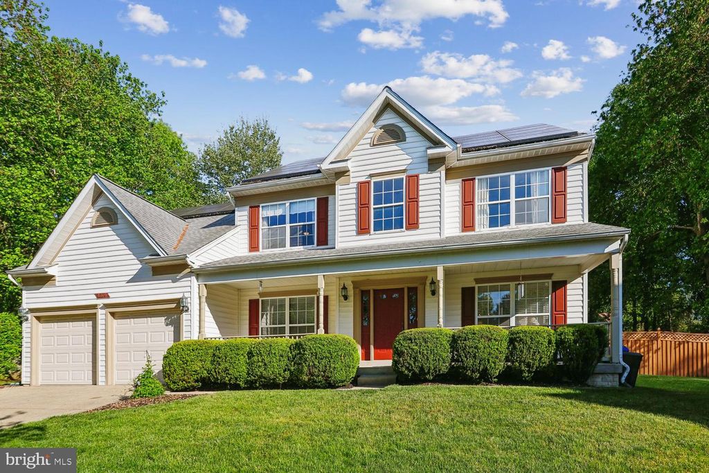 Image 1 of property listing at 16104 ARROWROOT CT, Bowie, MD 20716