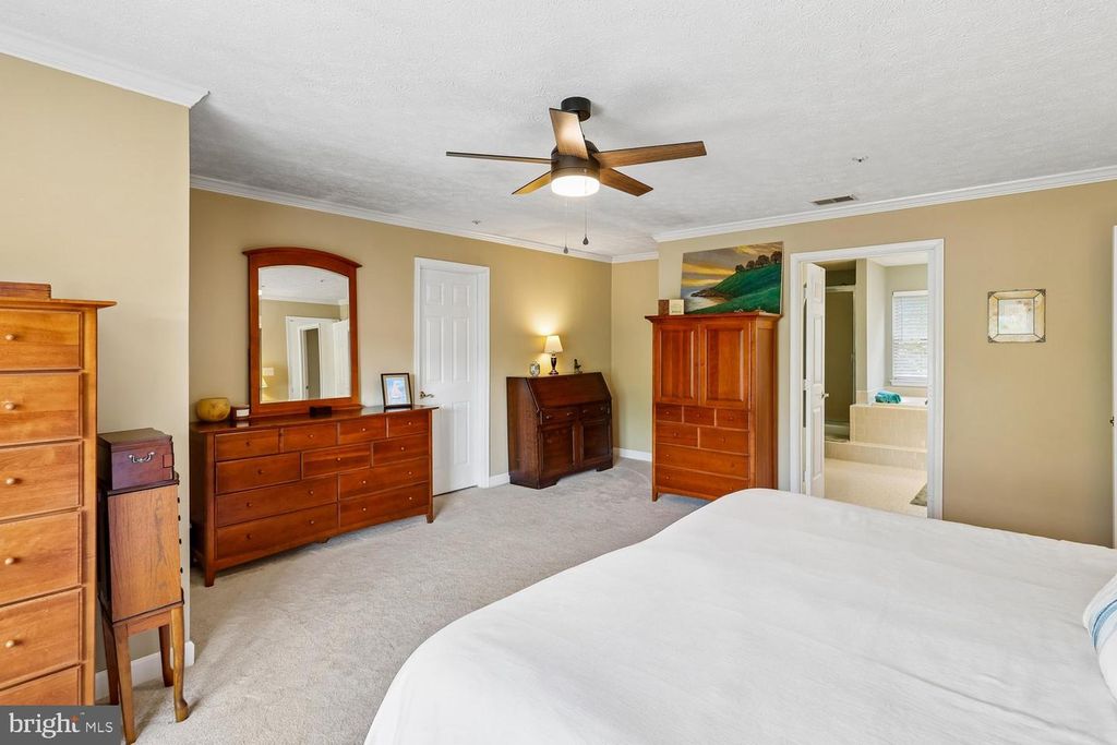 Image 19 of property listing at 16104 ARROWROOT CT, Bowie, MD 20716