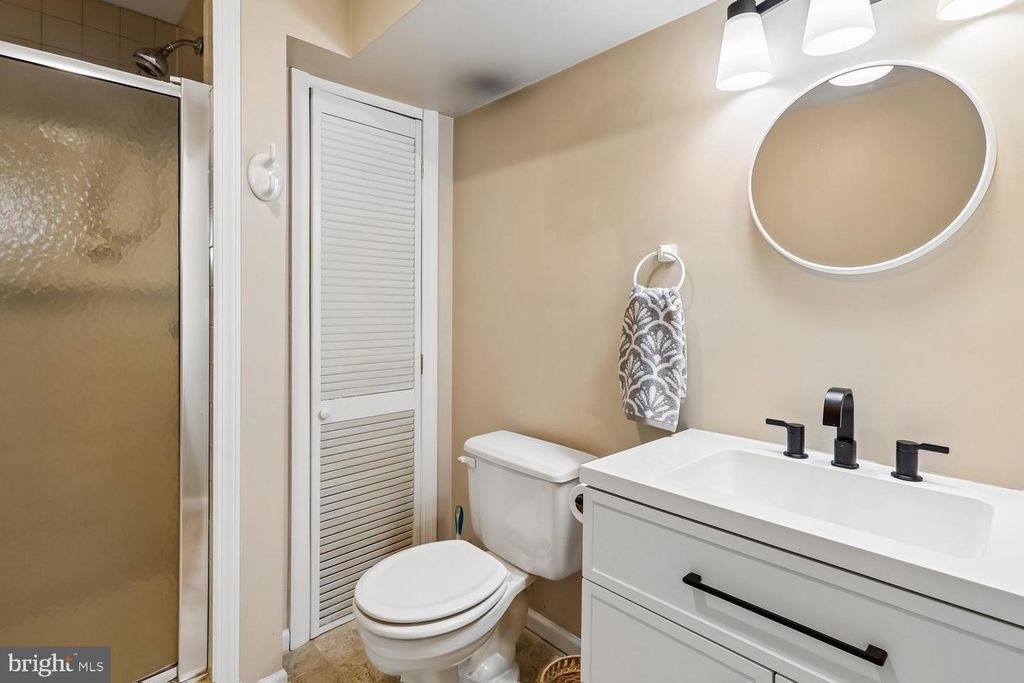 Image 35 of property listing at 16104 ARROWROOT CT, Bowie, MD 20716