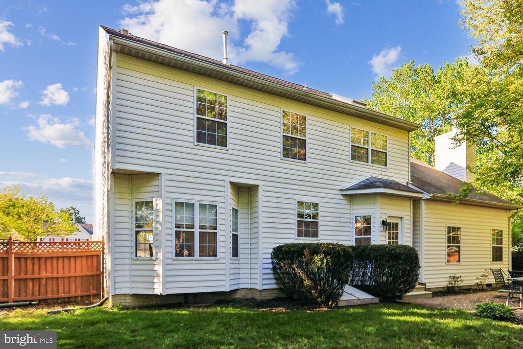 Image 38 of property listing at 16104 ARROWROOT CT, Bowie, MD 20716