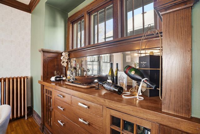 1576 Osceola Avenue, Saint Paul, MN 55105