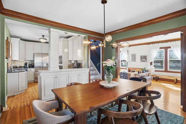 1576 Osceola Avenue, Saint Paul, MN 55105