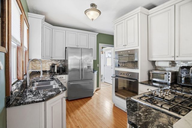 1576 Osceola Avenue, Saint Paul, MN 55105