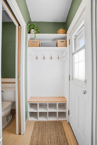 1576 Osceola Avenue, Saint Paul, MN 55105